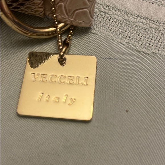 Vecceli Italy Beige Snake Print Shoulder Bag - Picture 10 of 10